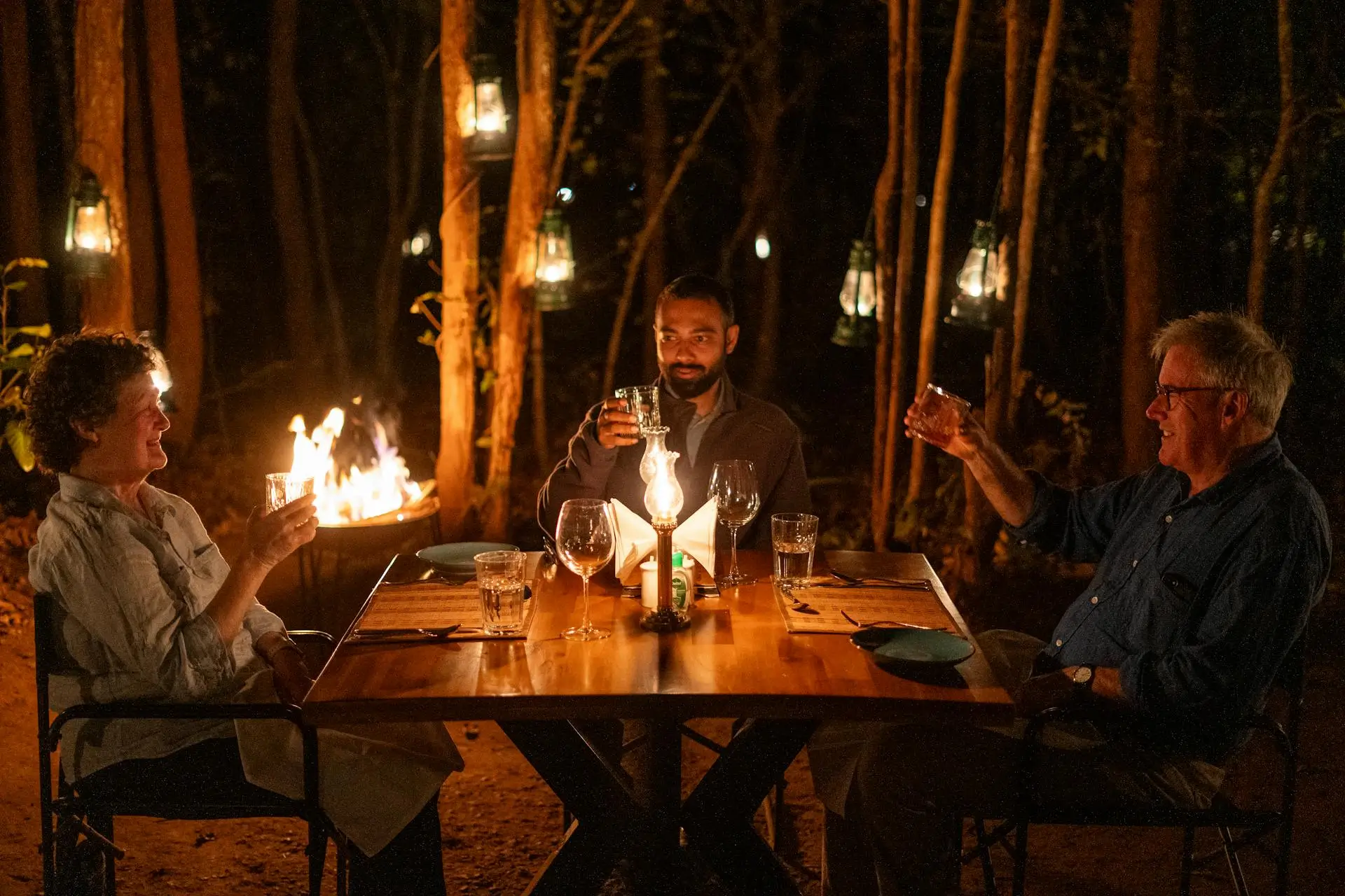 outdoor dining nature resort